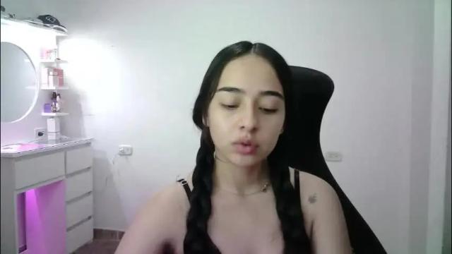 Image 3 of aineangeel Stream on Chaturbate on 1 month ago