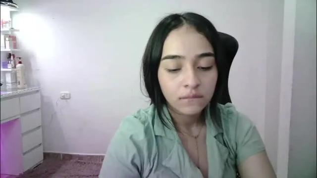 Image 2 of aineangeel Stream on Chaturbate on 1 month ago