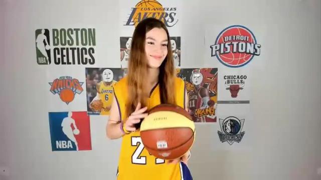 Image 7 of ainsleyblackwell Stream on Chaturbate on 17 months ago