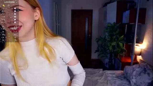 Image 7 of ainsleyellick Stream on Chaturbate on 28 days ago