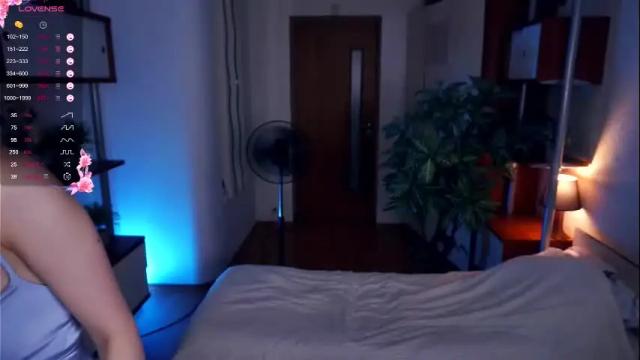 Image 8 of ainsleyellick Stream on Chaturbate on 5 days ago