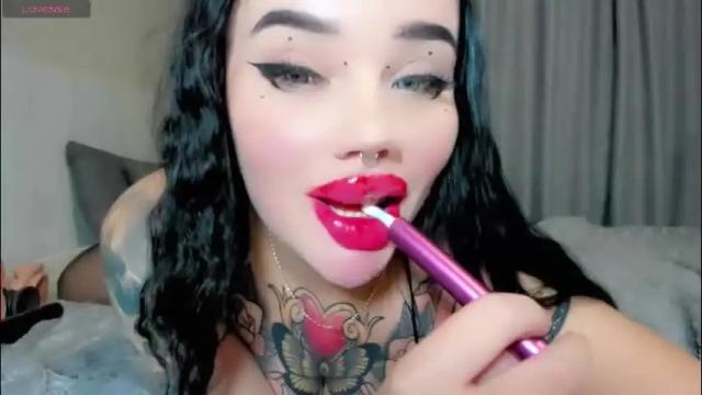 Image 2 of aira_vi Stream on Chaturbate on 5 months ago