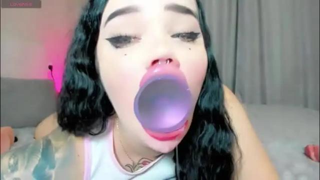 Image 11 of aira_vi Stream on Chaturbate on 5 months ago