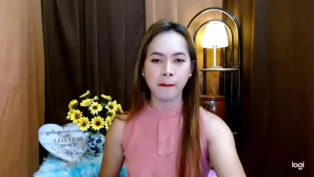 Image 4 of airafox23 Stream on Chaturbate on 20 months ago