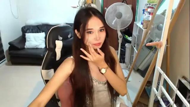 Image 2 of airinakahara Stream on Chaturbate on 12 days ago