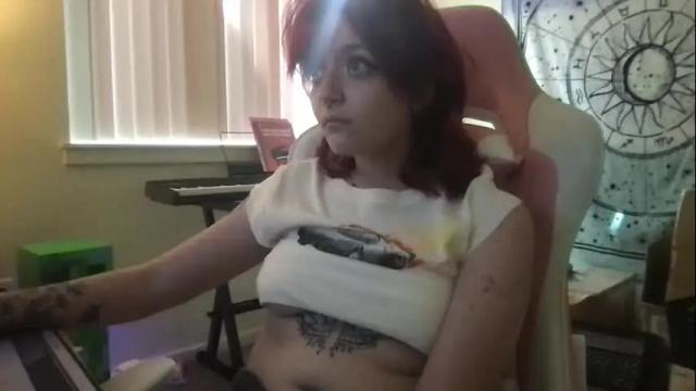 Image 6 of airwitchhh Stream on Chaturbate on 13 months ago