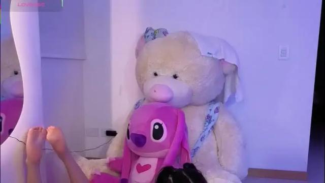 Image 3 of aisha_grace Stream on Chaturbate on 1 month ago