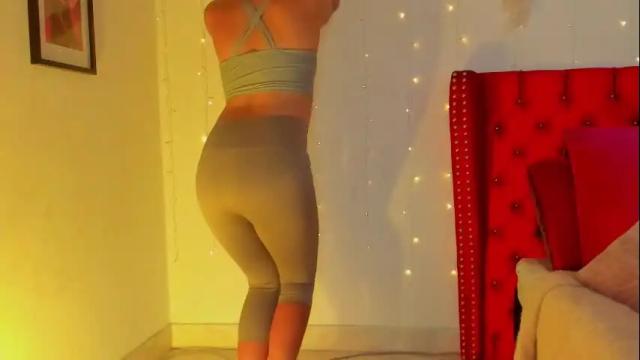 Image 2 of aishaluna Stream on Chaturbate on 8 months ago