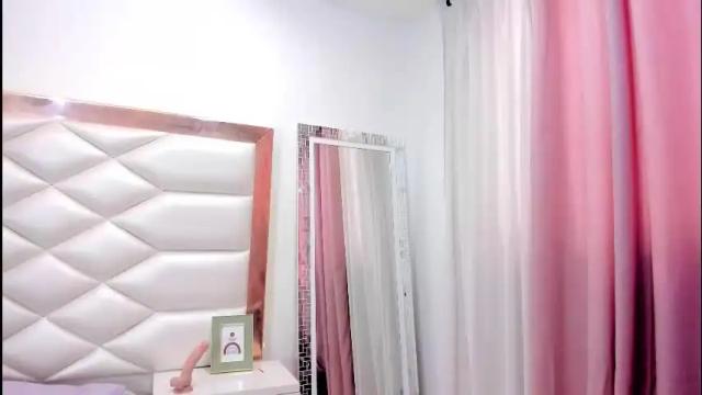 Image 2 of aisharodgers00 Stream on Chaturbate on 1 month ago