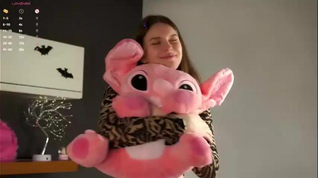 Image 7 of aislyfarran Stream on Chaturbate on 1 month ago