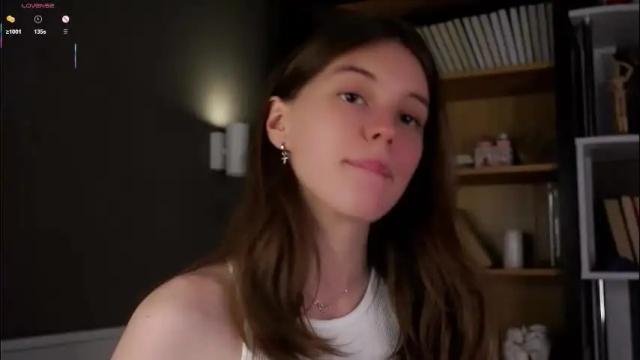 Image 12 of aislyfarran Stream on Chaturbate on 1 month ago