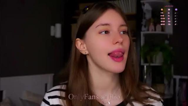 Image 3 of aislyfarran Stream on Chaturbate on 1 month ago