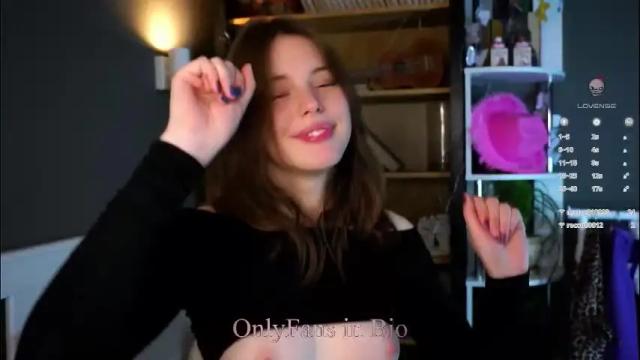 Image 7 of aislyfarran Stream on Chaturbate on 13 days ago