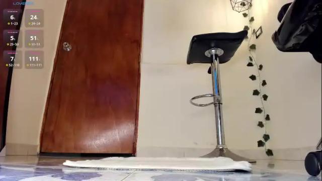 Thumbnail 2, aitana_purple's Stream at Chaturbate, 2 months ago