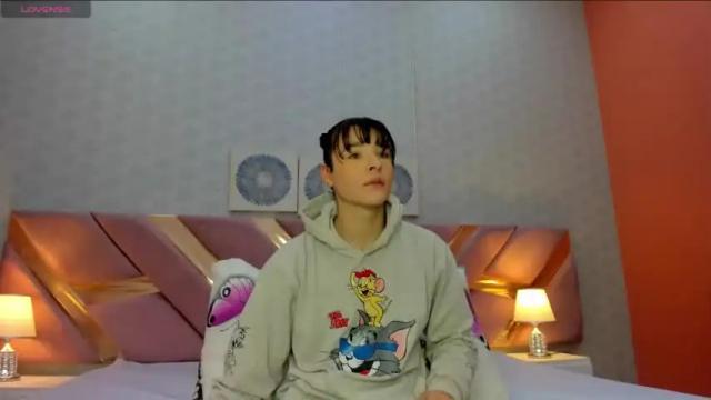 Thumbnail 1, aitana_sullivan's Stream at Chaturbate, 13 months ago