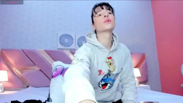 Image 2 of aitana_sullivan Stream on Chaturbate on 13 months ago