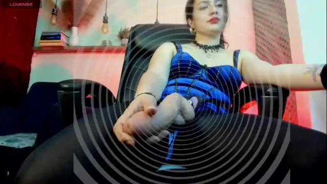 Image 12 of aitanacollins Stream on Chaturbate on 2 months ago