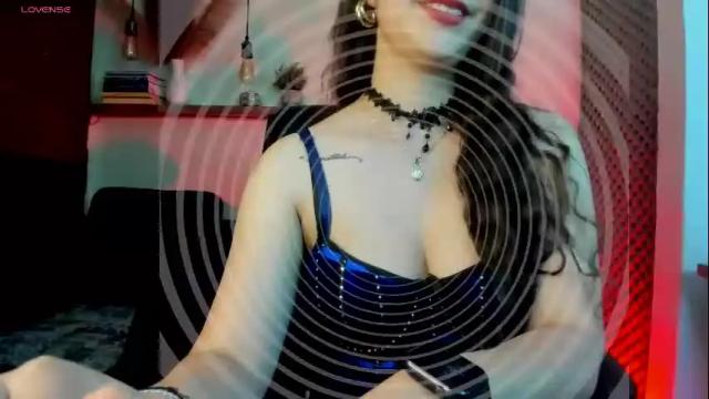 Image 3 of aitanacollins Stream on Chaturbate on 2 months ago