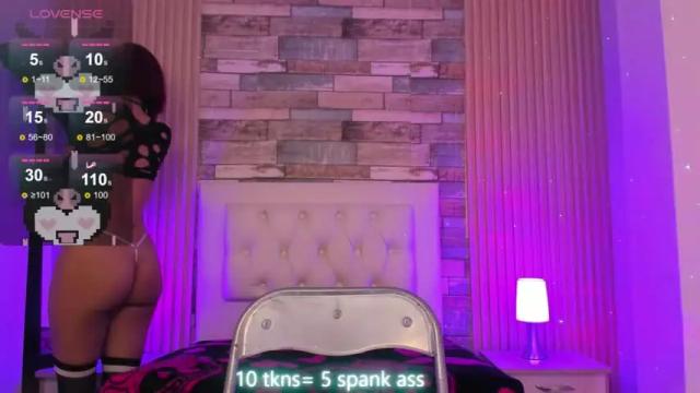 Image 7 of aittana_hs Stream on Chaturbate on 13 months ago