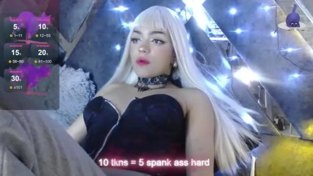 Image 4 of aittana_hs Stream on Chaturbate on 13 months ago