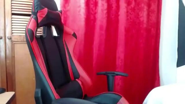 Thumbnail 2, aixa_18's Stream at Chaturbate, 21 months ago