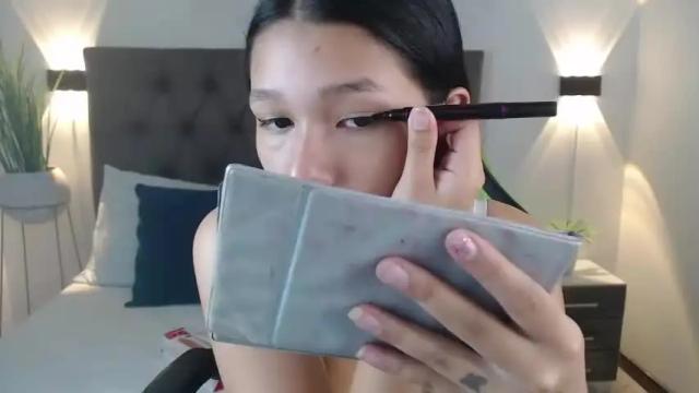 Thumbnail 1, aixa_69_'s Stream at Chaturbate, 19 months ago