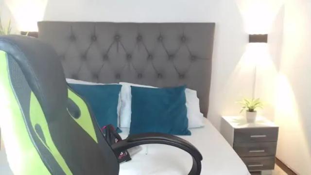 Image 2 of aixa_69_ Stream on Chaturbate on 19 months ago