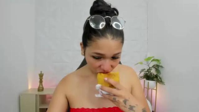 Thumbnail 3, aixa_69_'s Stream at Chaturbate, 19 months ago