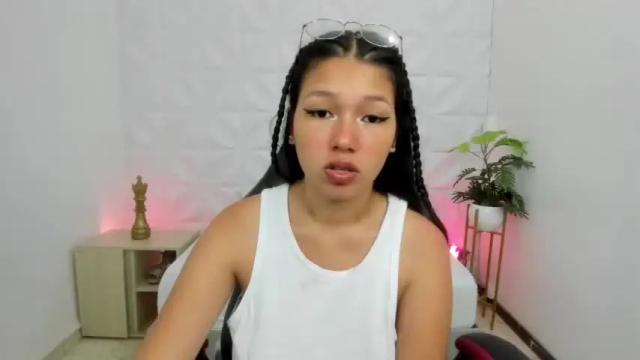 Image 3 of aixa_69_ Stream on Chaturbate on 19 months ago