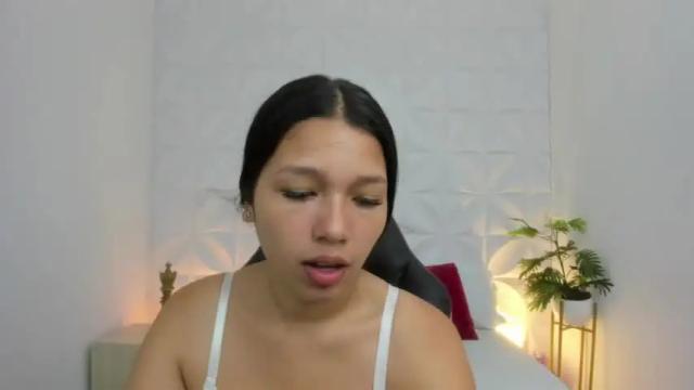 Image 4 of aixa_69_ Stream on Chaturbate on 18 months ago