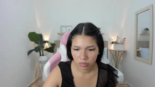 Image 4 of aixa_69_ Stream on Chaturbate on 17 months ago