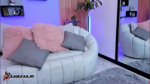 Image 2 of aixa_charless Stream on Chaturbate on 1 month ago