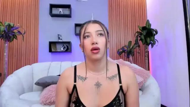Image 7 of aixa_charless Stream on Chaturbate on 1 month ago