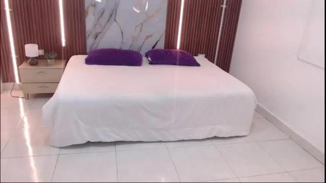 Image 2 of aixa_shaw Stream on Chaturbate on 1 month ago