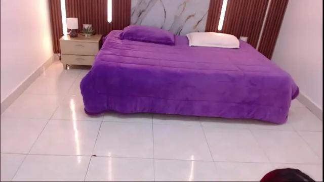 Image 3 of aixa_shaw Stream on Chaturbate on 1 month ago