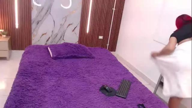Image 11 of aixa_shaw Stream on Chaturbate on 22 days ago