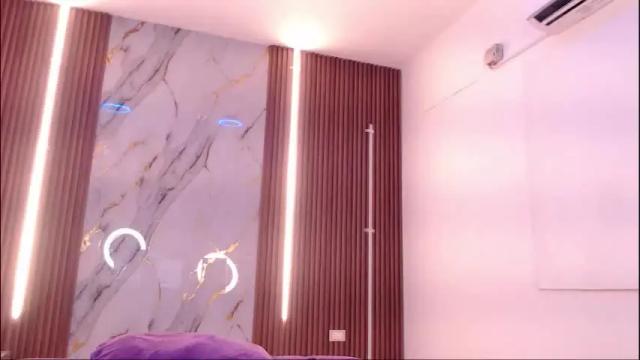 Image 10 of aixa_shaw Stream on Chaturbate on 25 days ago