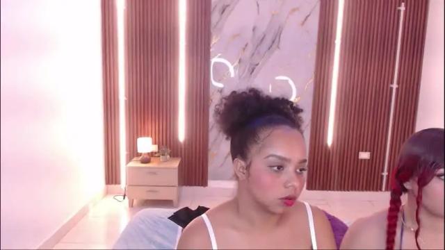 Image 8 of aixa_shaw Stream on Chaturbate on 13 days ago