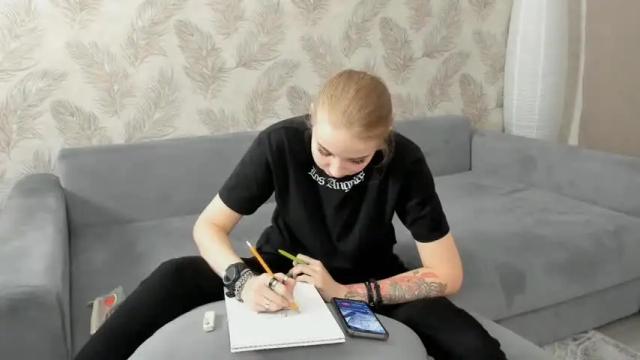 Image 7 of aiyanasutton Stream on Chaturbate on 17 months ago