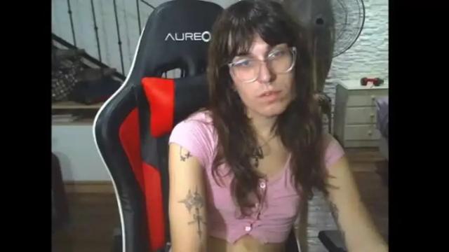 Image 7 of akamedolle Stream on Chaturbate on 17 months ago