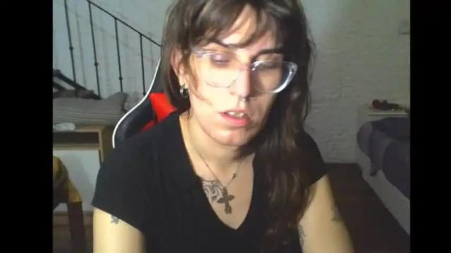 Image 10 of akamedolle Stream on Chaturbate on 16 months ago