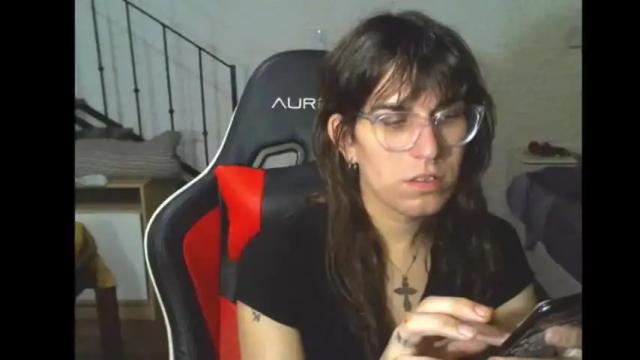 Image 2 of akamedolle Stream on Chaturbate on 16 months ago