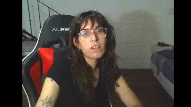 Image 6 of akamedolle Stream on Chaturbate on 16 months ago