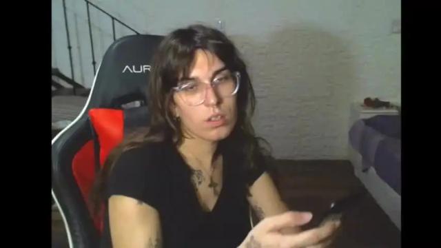 Image 7 of akamedolle Stream on Chaturbate on 16 months ago