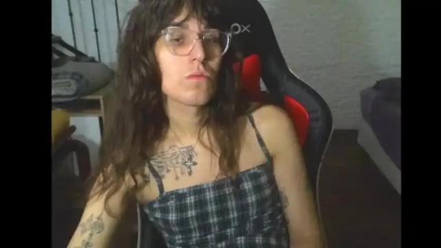 Image 4 of akamedolle Stream on Chaturbate on 16 months ago