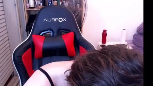 Image 8 of akamedolle Stream on Chaturbate on 15 months ago