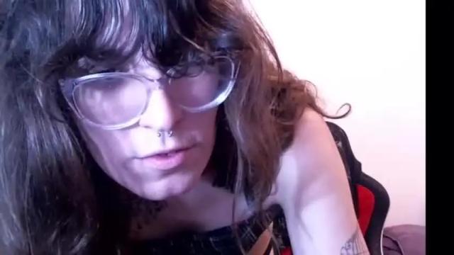 Image 3 of akamedolle Stream on Chaturbate on 14 months ago