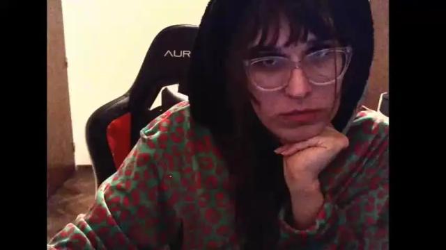 Image 10 of akamedolle Stream on Chaturbate on 9 days ago