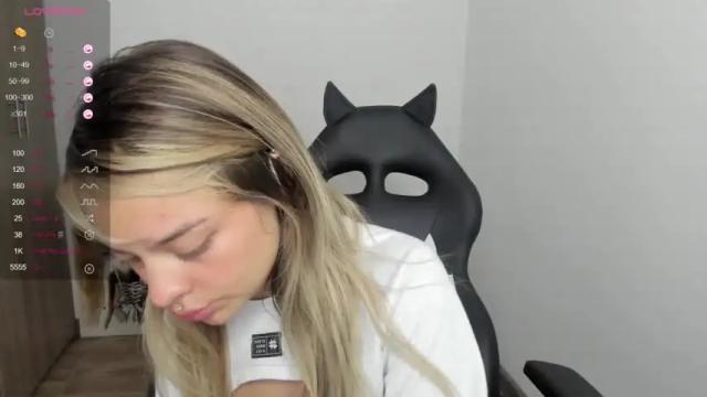 Thumbnail 1, akemi__'s Stream at Chaturbate, 15 months ago