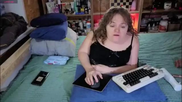 Image 3 of akindmodel Stream on Chaturbate on 1 month ago